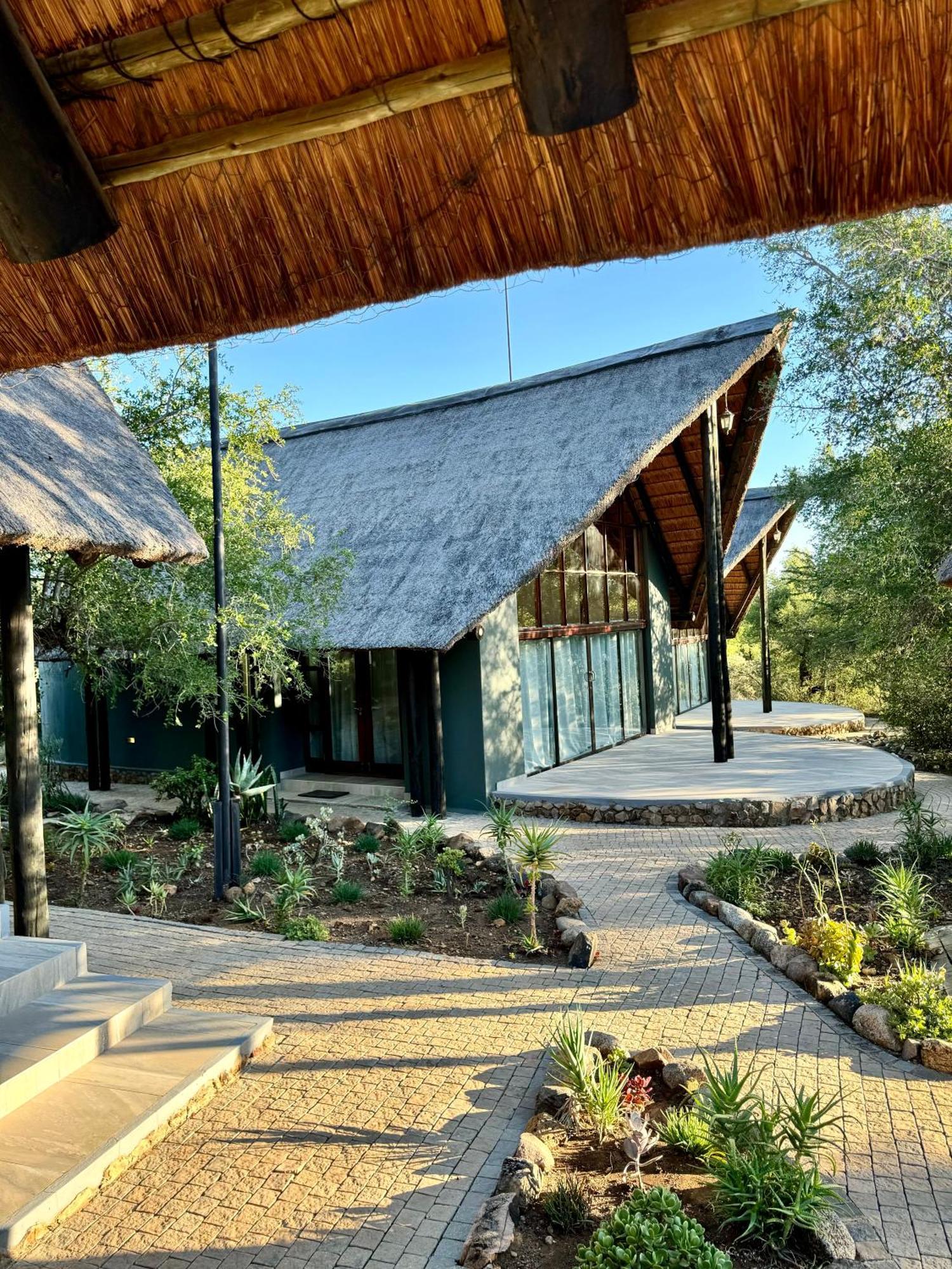 Pangolin Game Lodge - Self Catering, Incl 2 Game Drives Per Day Matlhagame 外观 照片