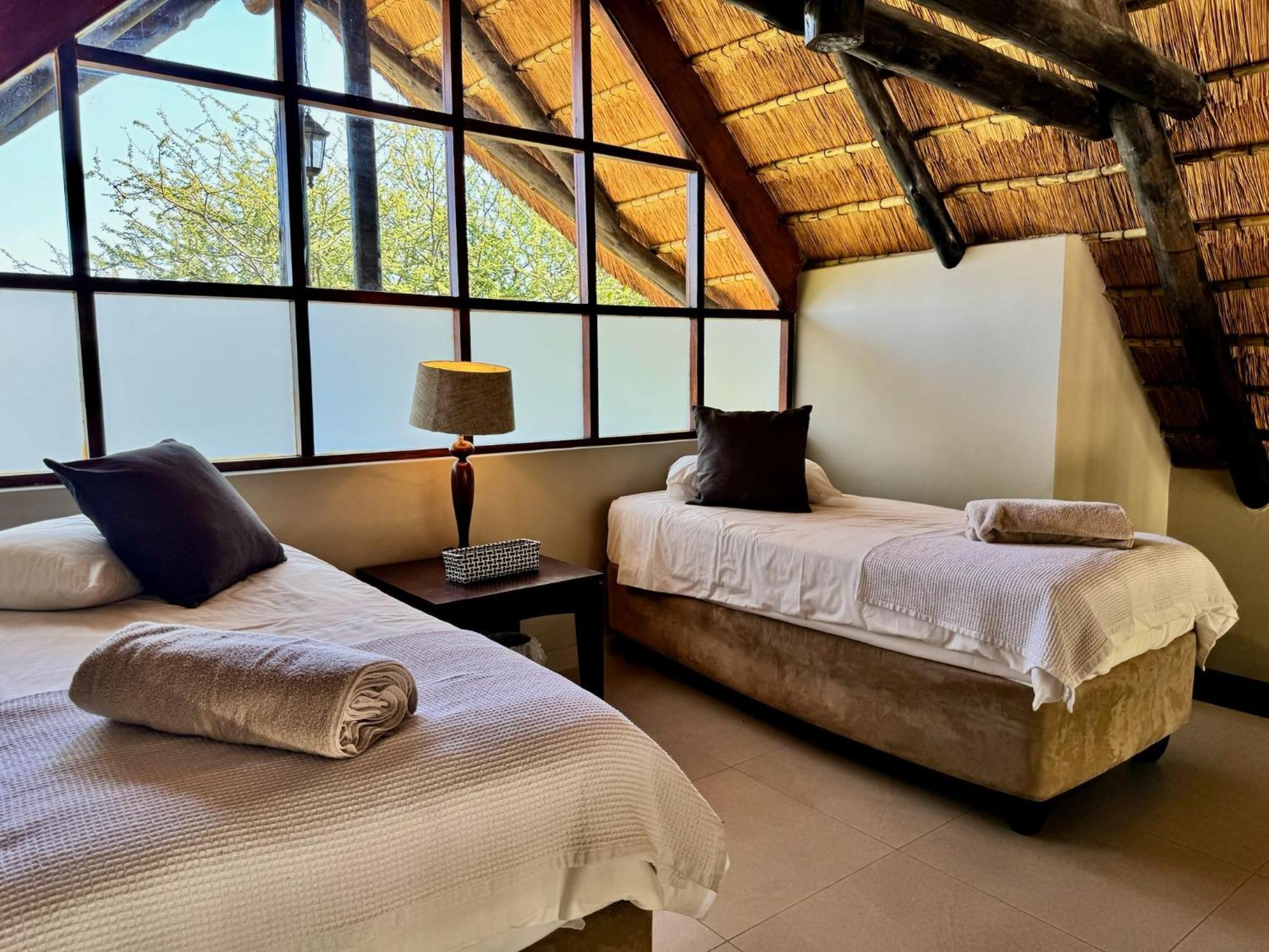 Pangolin Game Lodge - Self Catering, Incl 2 Game Drives Per Day Matlhagame 外观 照片