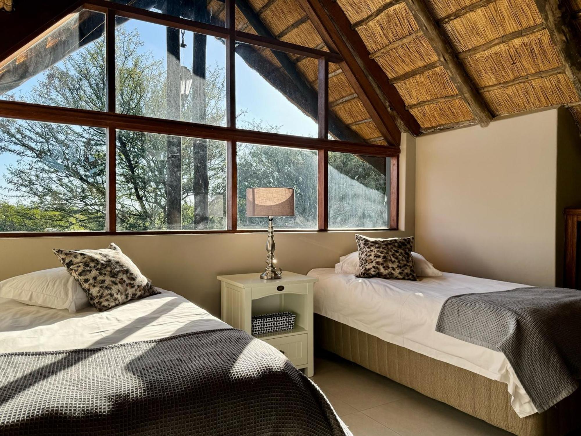 Pangolin Game Lodge - Self Catering, Incl 2 Game Drives Per Day Matlhagame 外观 照片