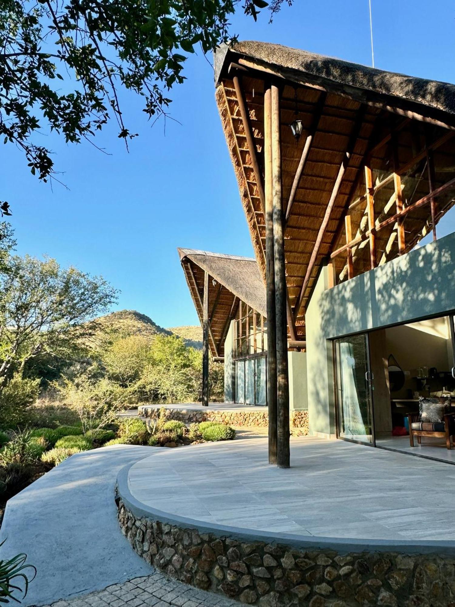 Pangolin Game Lodge - Self Catering, Incl 2 Game Drives Per Day Matlhagame 外观 照片