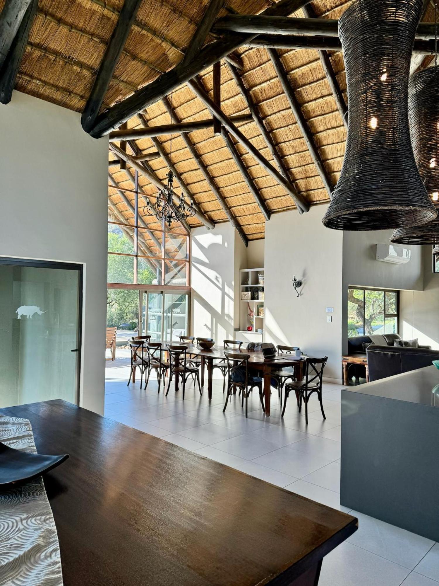 Pangolin Game Lodge - Self Catering, Incl 2 Game Drives Per Day Matlhagame 外观 照片